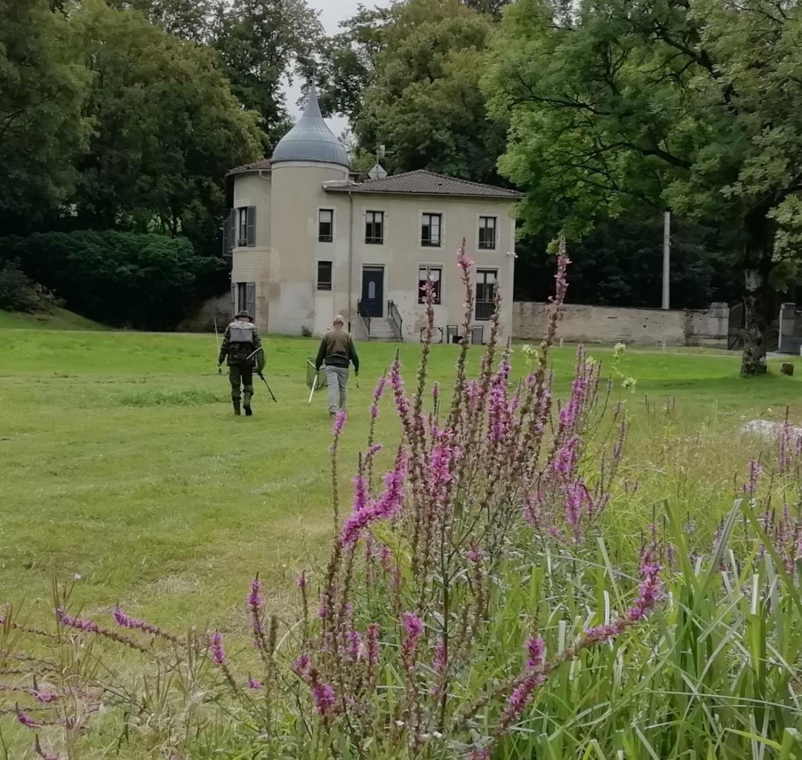 Lodge Hotel De Sommedieue Verdun المظهر الخارجي الصورة