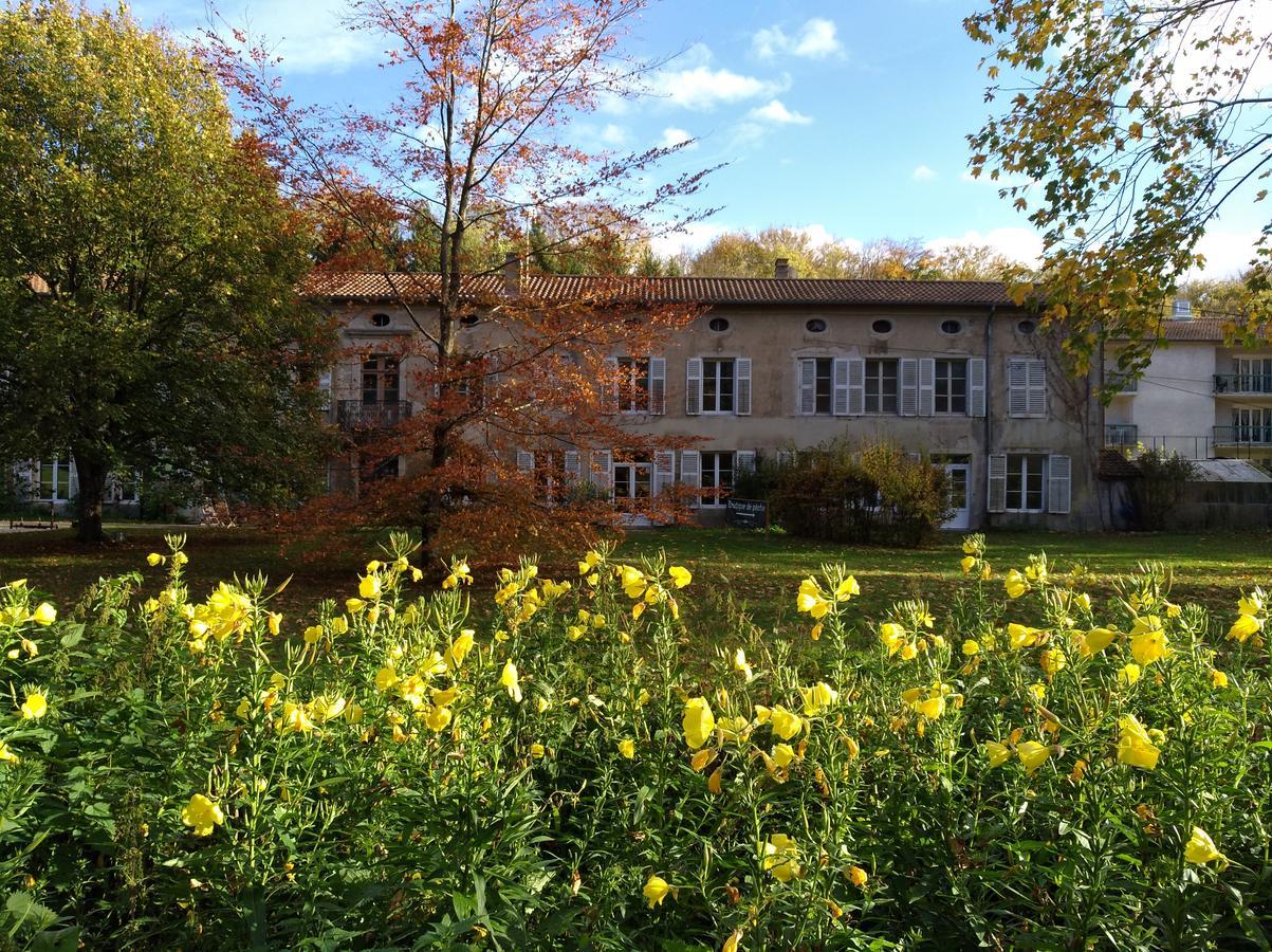 Lodge Hotel De Sommedieue Verdun المظهر الخارجي الصورة